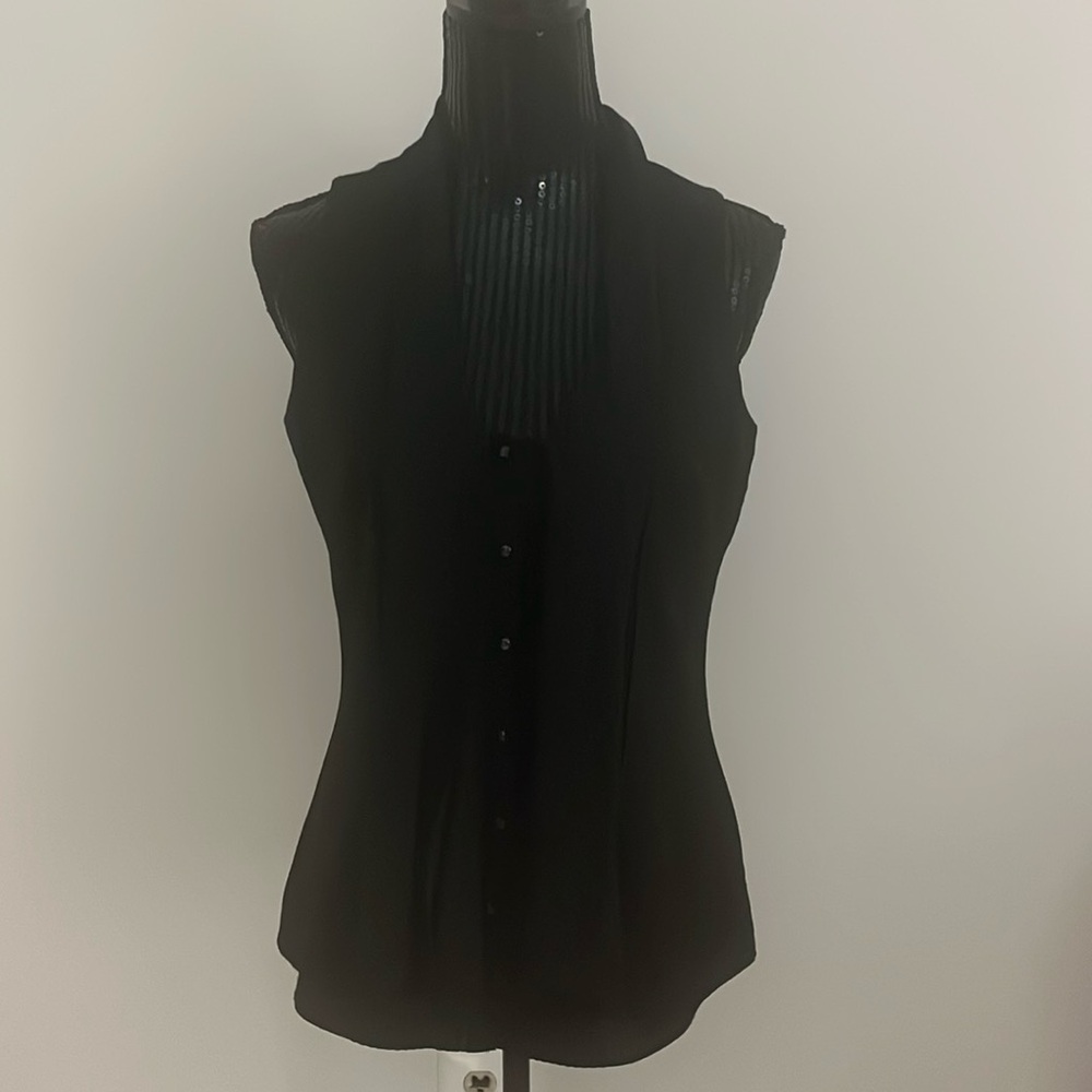 White House /black Market blouse